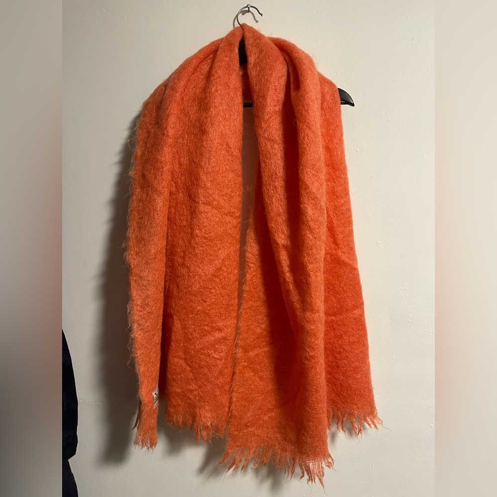 1960’S GLEN CREE MADE IN SCOTLAND 100% MOHAIR Glen Cree Orange Scarf